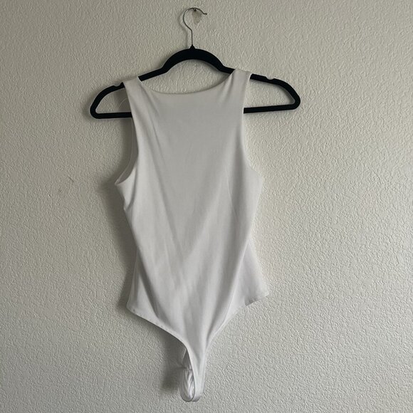 Sincerely Jules Bodysuit Medium White Sleeveless Stretch - Picture 3 of 7